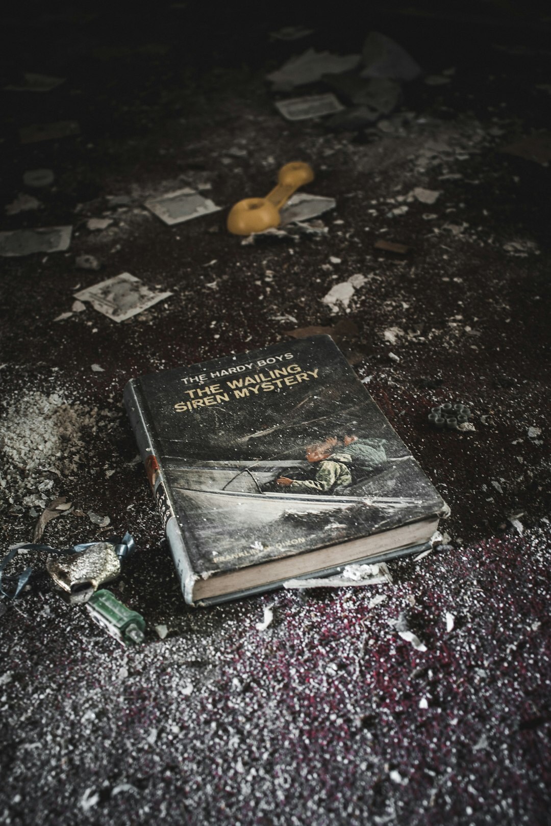 detective book cover